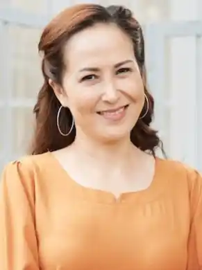 Menovelle Customer Review Three - Linda T